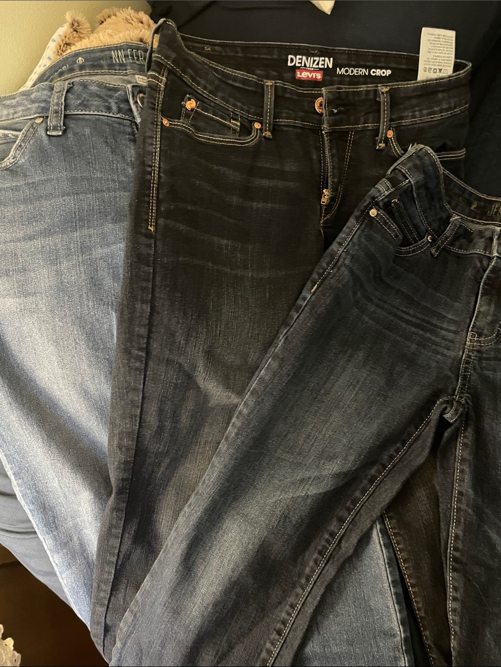 Women’s Crop jeans x 3
